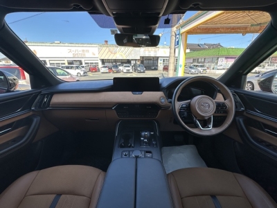 CX-60(マツダ)中古車 後席から見た前席