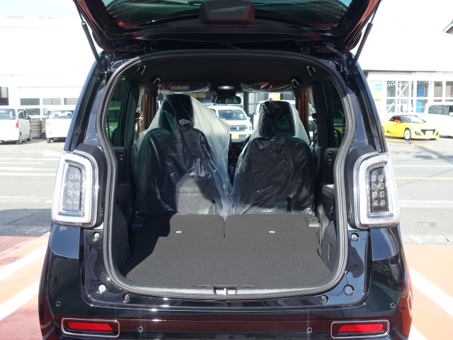N-ONE(ホンダ)新車見本展示無 11