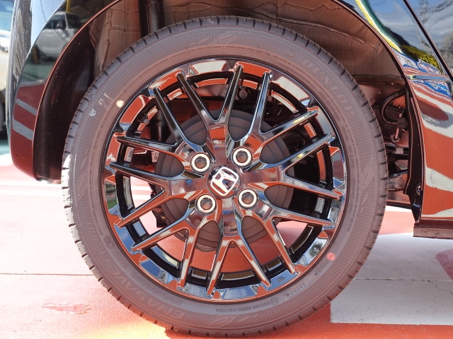 N-ONE(ホンダ)新車見本展示無 13