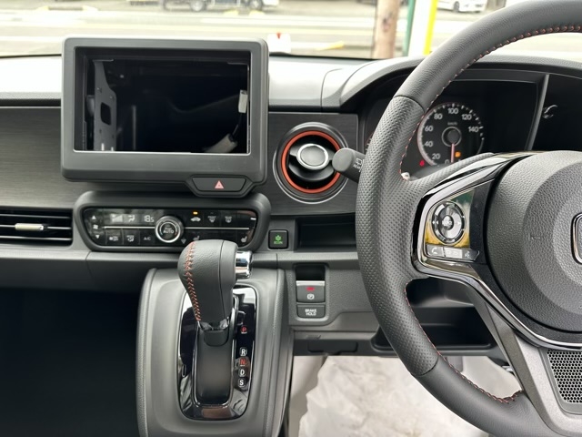 N-ONE(ホンダ)新車見本展示無 13