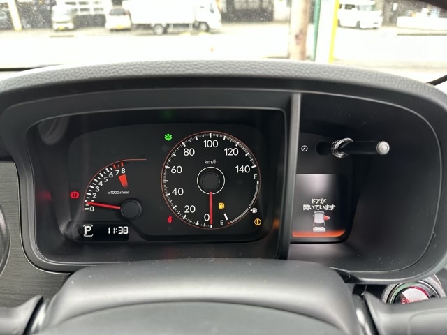 N-ONE(ホンダ)新車見本展示無 14