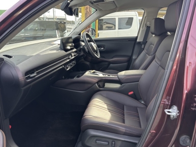 ZR-V(ホンダ)中古車 前席内装