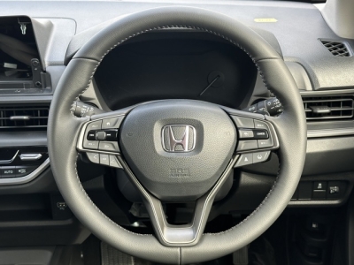 WR-V(ホンダ)登録済未使用車 内外装写真