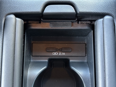 BRZ(スバル)中古車 内外装写真他