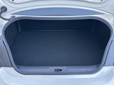 GR86の共同開発車(トヨタ)中古車 内外装写真他２