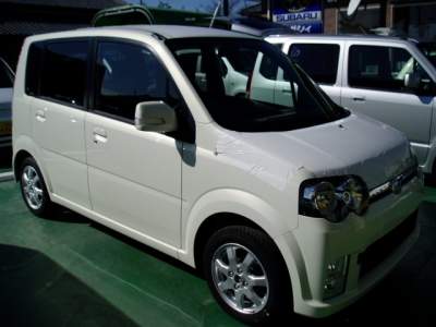 ムーヴカスタム(ダイハツ)未使用車全体拡大
