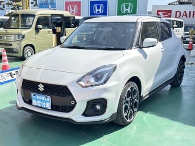 スイフトスポーツ(スズキ)登録済未使用車 前方