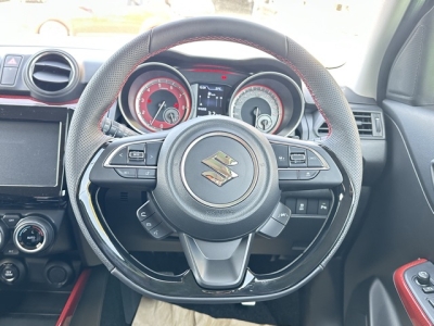 スイフトスポーツ(スズキ)登録済未使用車 内外装写真