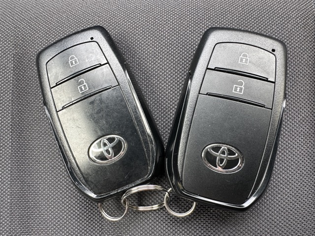 ヤリス(トヨタ)中古車 25
