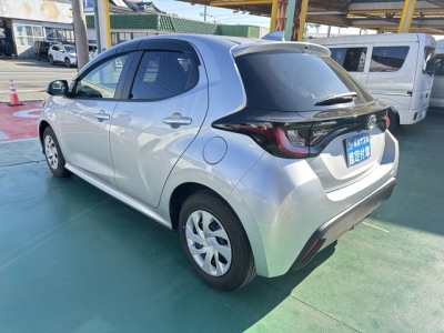 ヤリス(トヨタ)中古車 後方