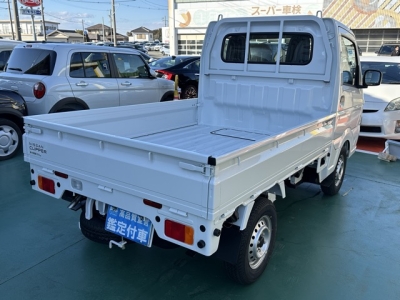 NT100クリッパー(ニッサン)届出済未使用車 内外装写真