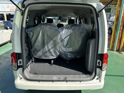 NV200バネットワゴン(ニッサン)登録済未使用車 内外装写真他１