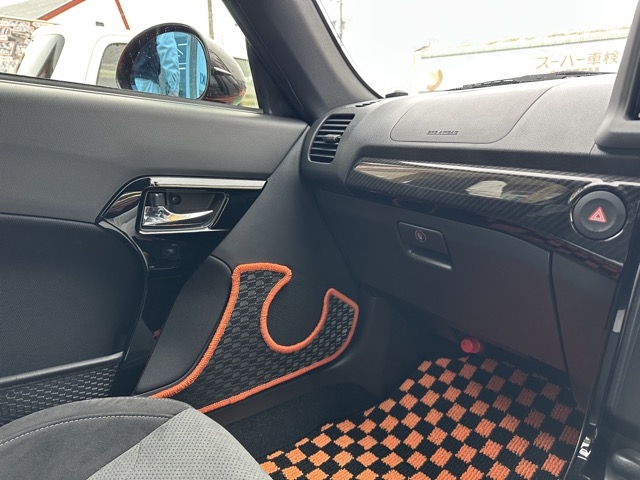 コペン(トヨタ)中古車 17