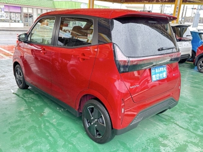 サクラ(ニッサン)中古車 後方