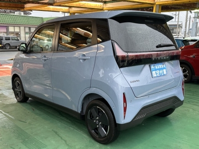 サクラ(ニッサン)中古車 後方