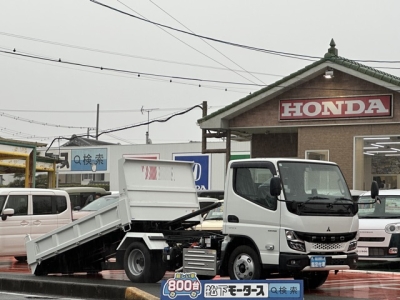 キャンター(三菱)登録済未使用車 全体