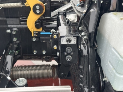 キャンター(三菱)登録済未使用車 内外装写真他１