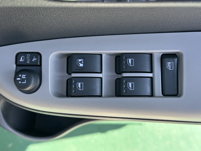 パッソ(トヨタ)中古車 12