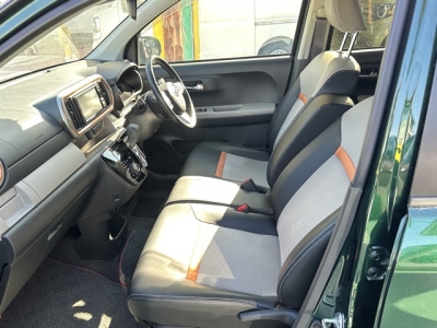 パッソ(トヨタ)中古車 前席内装