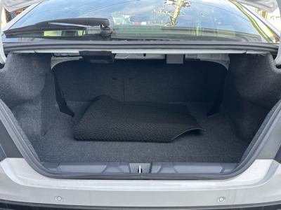 WRX S4(スバル)中古車 内外装写真他２