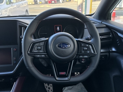 WRX S4(スバル)中古車 内外装写真他