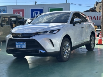 ハリアー(トヨタ)登録済未使用車 前方