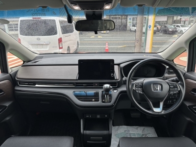 オデッセイ(ホンダ)中古車 内外装写真