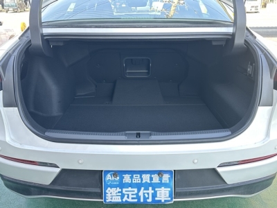 クラウンクロスオーバー(トヨタ)中古車 内外装写真他２