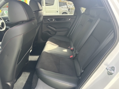 シビック(ホンダ)中古車 後席内装