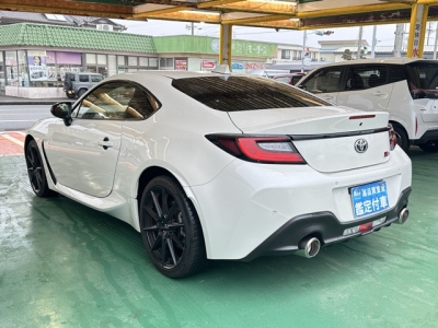 GR86(トヨタ)中古車 後方