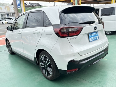 フィット(ホンダ)中古車 後方
