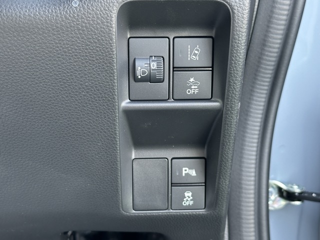 N-VAN(ホンダ)届出済未使用車 15