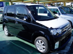ムーヴカスタム(ダイハツ)未使用車 全体
