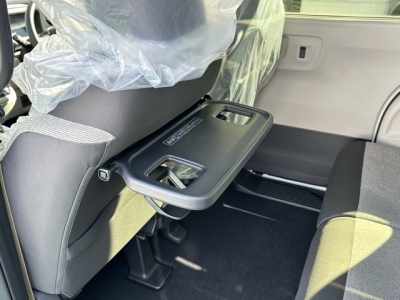 N-BOX(ホンダ)届出済未使用車 内外装写真他１