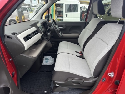 N-WGN(ホンダ)中古車 前席内装