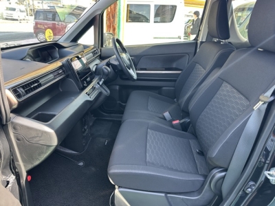 ワゴンRカスタムＺ(スズキ)中古車 前席内装
