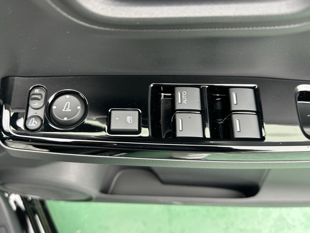 N-ONE(ホンダ)届出済未使用車 12
