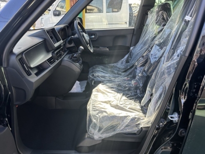 N-ONE(ホンダ)届出済未使用車 前席内装