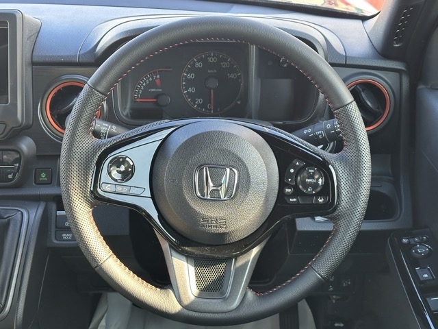 N-ONE(ホンダ)届出済未使用車 6