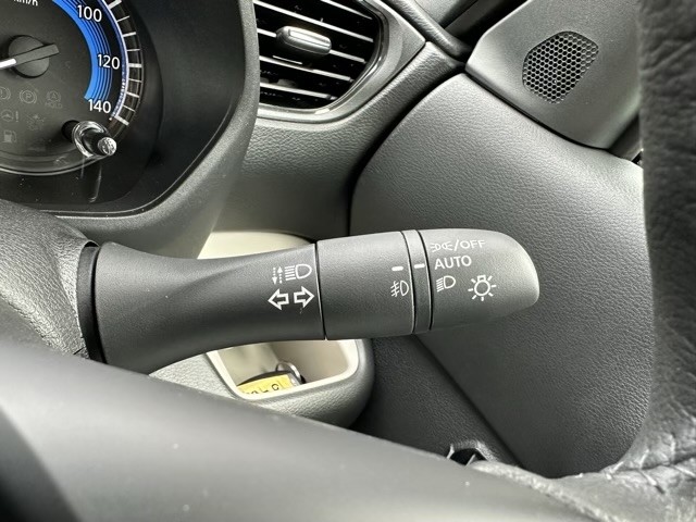 デリカミニ(三菱)届出済未使用車 12