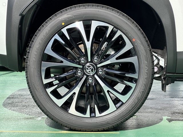 ヤリスクロス(トヨタ)登録済未使用車 12
