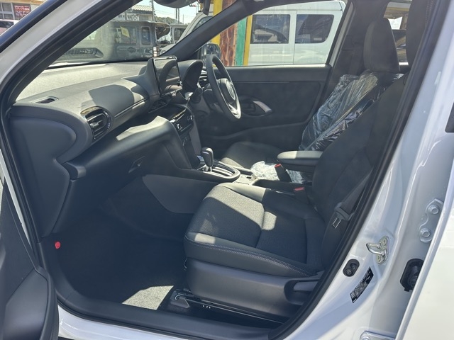 ヤリスクロス(トヨタ)登録済未使用車 3