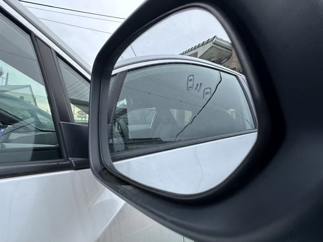 bZ4X(トヨタ)中古車 27