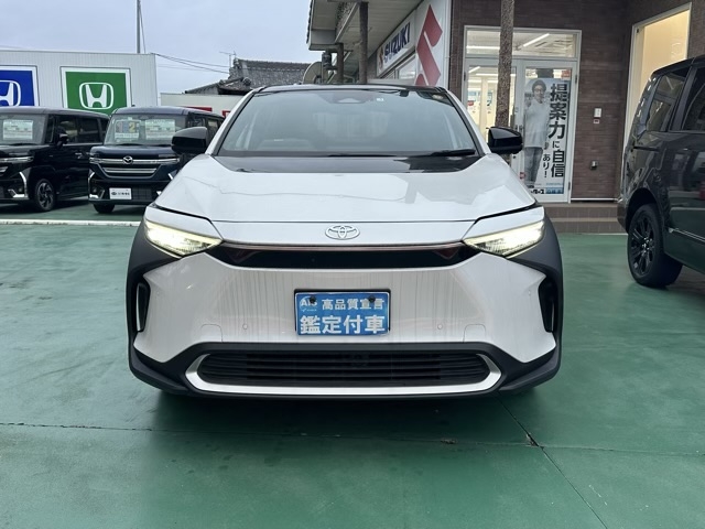 bZ4X(トヨタ)中古車 29