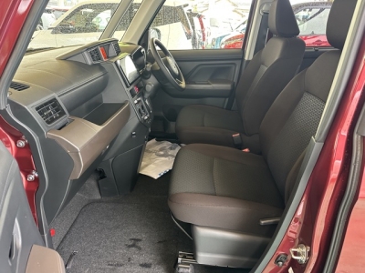 ルーミー(トヨタ)中古車 前席内装