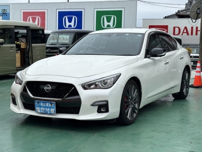 スカイライン(ニッサン)中古車 前方