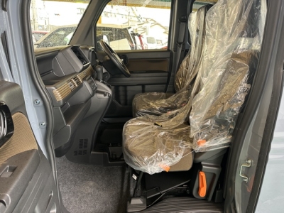 N-VAN(ホンダ)届出済未使用車 前席内装
