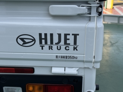 ハイゼットトラック(ダイハツ)届出済未使用車 内外装写真他１