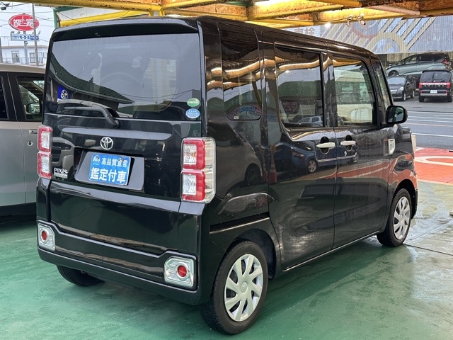 ピクシスメガ(トヨタ)中古車 9