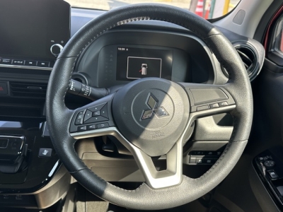ekクロス(三菱)中古車 内外装写真